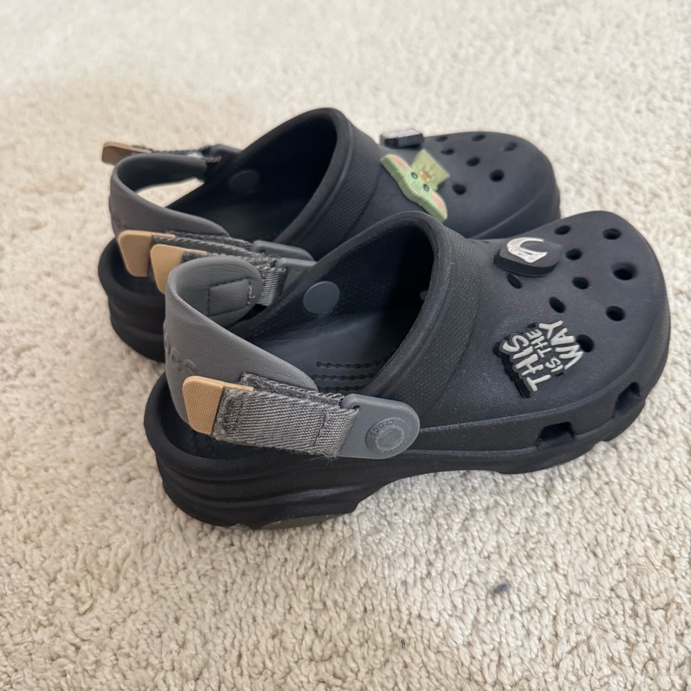 CROCS Kids Black Sandals with Fun Charms - Picture 3 of 6